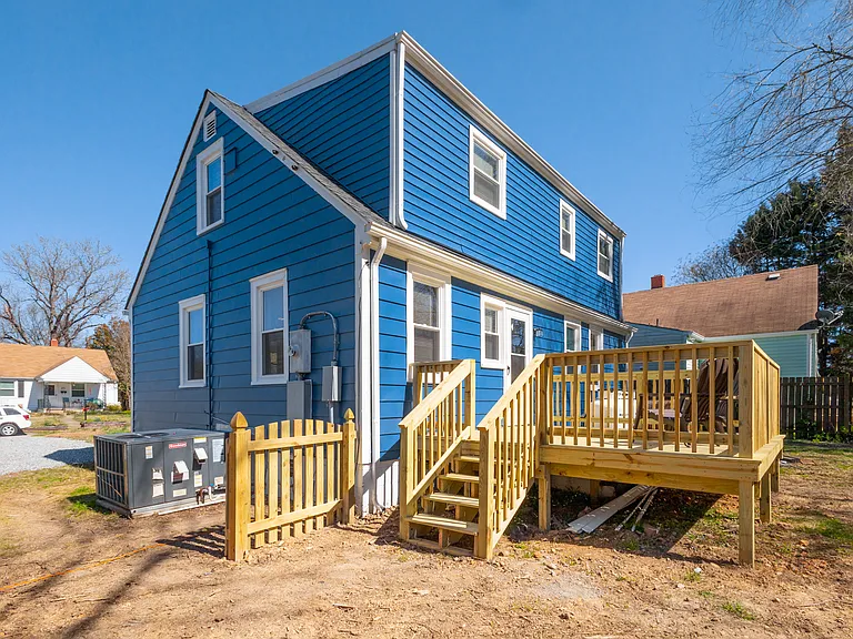 6525 W Grace St — Photo 31