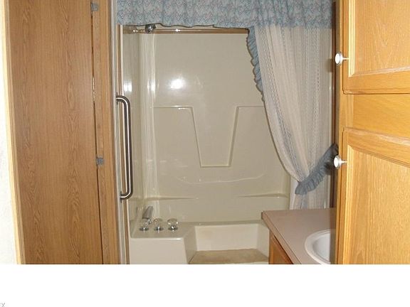4th image of 2657 Stoneyridge Dr