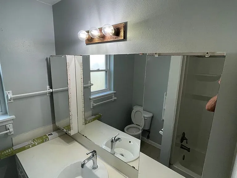 7402 Southgate Ln #A — Photo 13