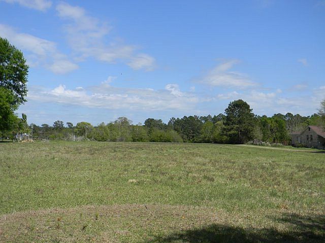 2nd image of 12447 Theo Bilbo Rd