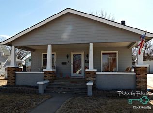 527 W 7th St, Larned, KS 67550