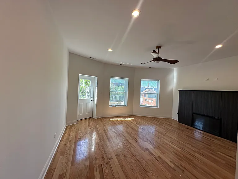 5678 W Washington Blvd #1 — Photo 10