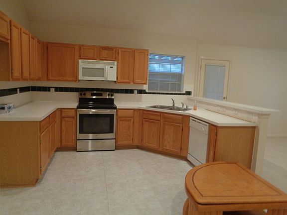 2nd image of 4325 Lone Rock Ct