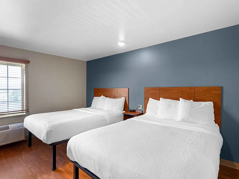 Studio Suite - 2 Queen Beds