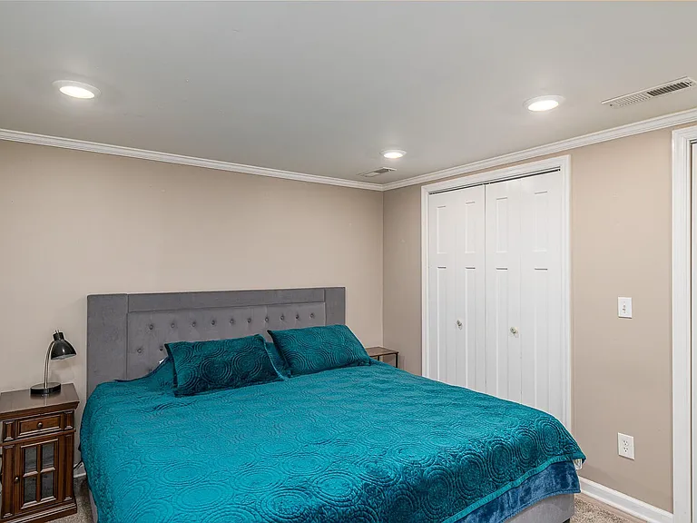 3902 Laird Ln — Photo 24
