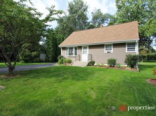 33520 N Greentree Rd, Grayslake, IL 60030