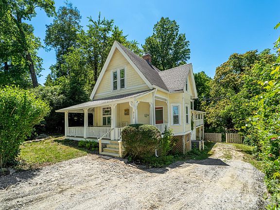4th image of 334 Greenville St