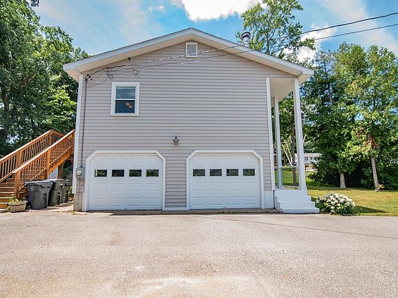 2nd image of 135 Greenwood Court
