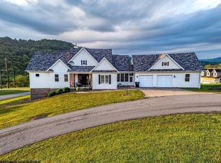 19 Blue Quill Rd, Bridgeport, WV 26330