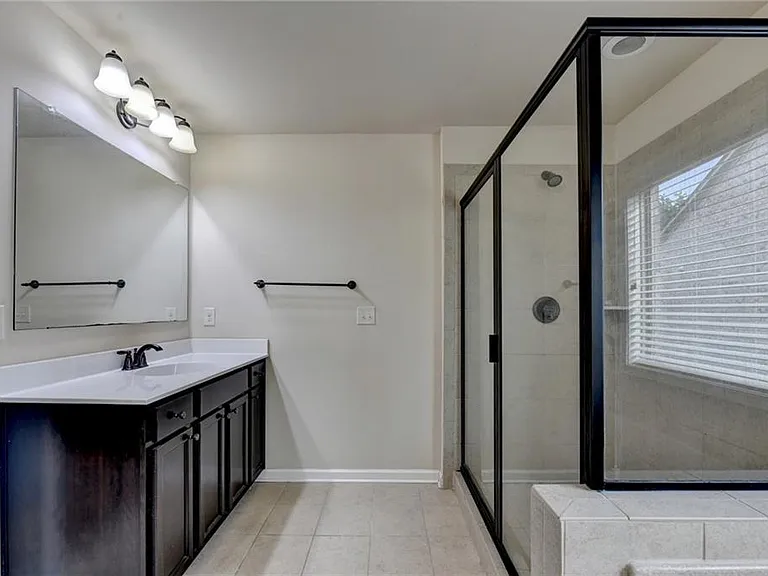 2205 Copperfield Dr — Photo 38
