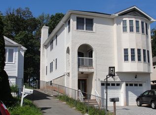 29 Henry St, Edison, NJ 08820