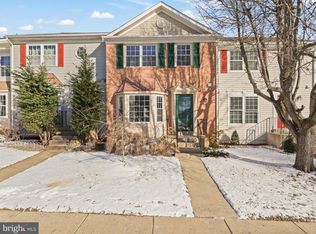 43522 Blacksmith Sq, Ashburn, VA 20147