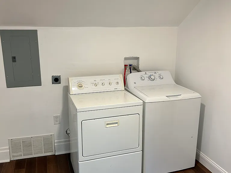 138 Highland Ave #4 — Photo 15