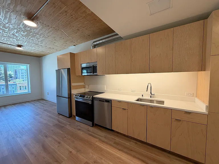 12th Street Apartments — Photo 42