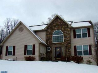414 Stoney Run Rd, Pottsville, PA 17901