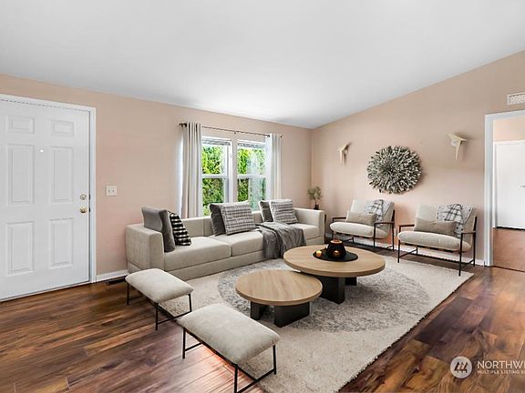 3rd image of 14727 43rd Avenue NE #78