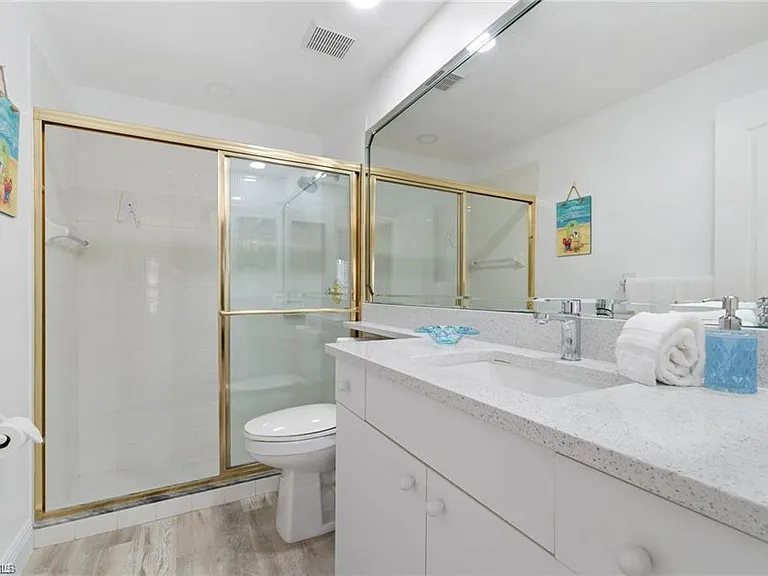 7112 Falcons Glen Blvd — Photo 25