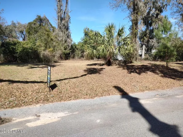 613 Fort Frederick Cir, Pt Royal, SC 29935