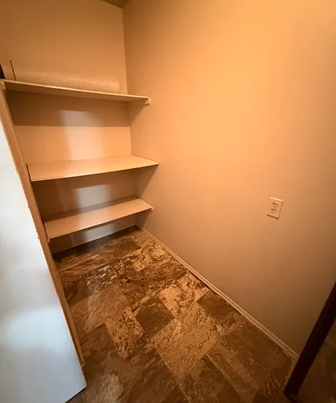 1470 Knottwood Road East NW #1464 — Photo 14