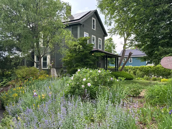 78-80 Williston Ave #1, Easthampton, MA 01027