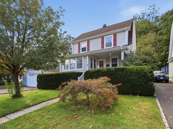 4 Denman Pl, Summit City, NJ 07901
