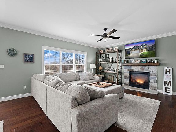 5th image of 9809 Nitsch Ln