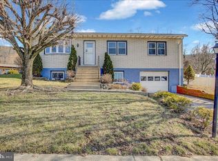 2321 Alsace Rd, Reading, PA 19604