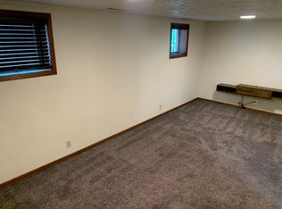 316 N 28th St APT 1, Lincoln, NE 68503