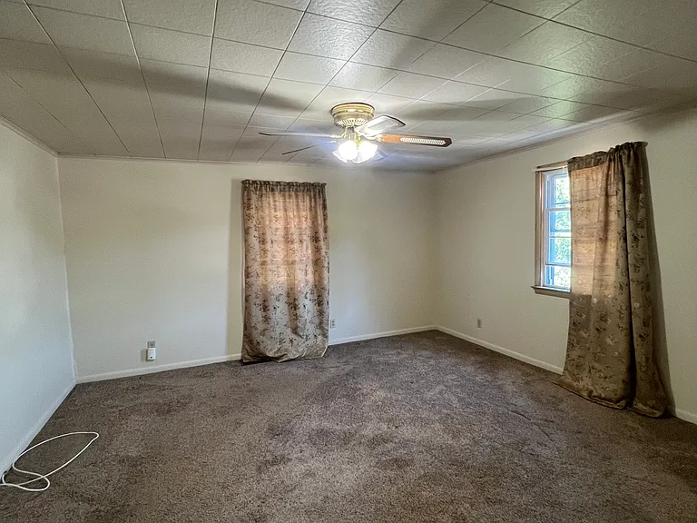 39 Otis St #2 — Photo 16