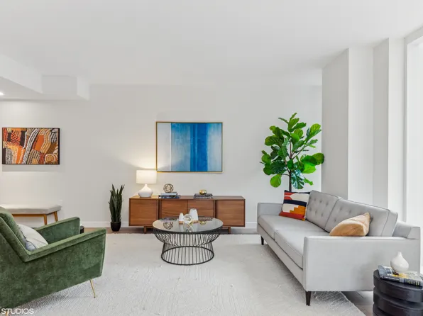 505 West 43rd Street 10H image 3 of 10