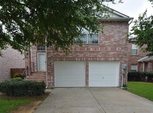 1410 Peregrine St, Lewisville, TX 75077