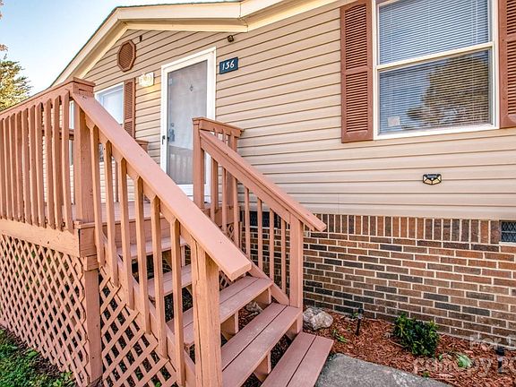 3rd image of 136 Silvermere Dr