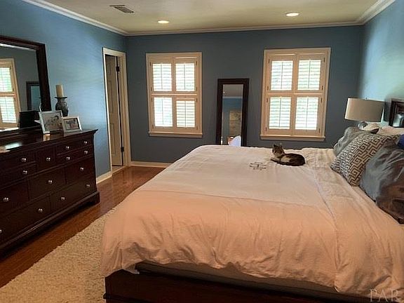 4th image of 4545 Lavallet Ln