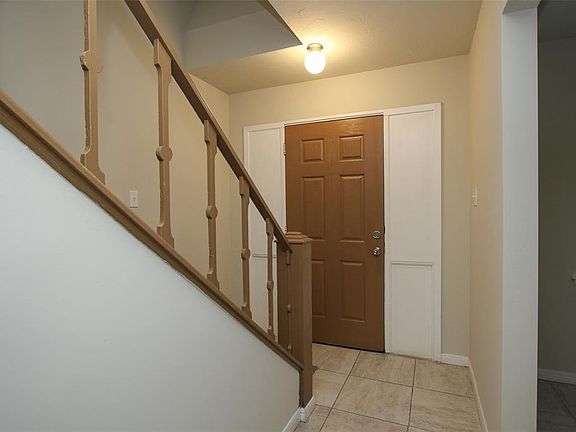 5th image of 9242 Kempwood Dr