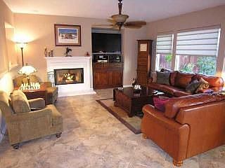 3rd image of 759 Leeward Ave