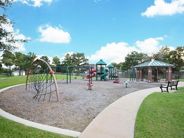 8707 Preston Field Ln — Photo 35