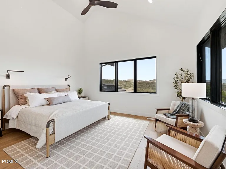 1285 E Lasso Trl — Photo 29