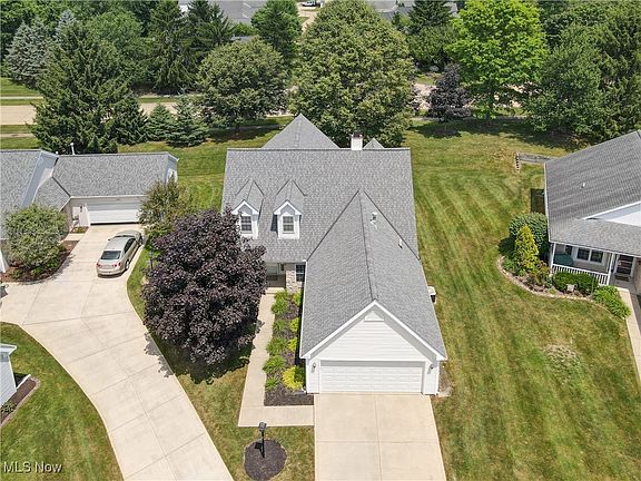 3rd image of 8531 Creekside Dr