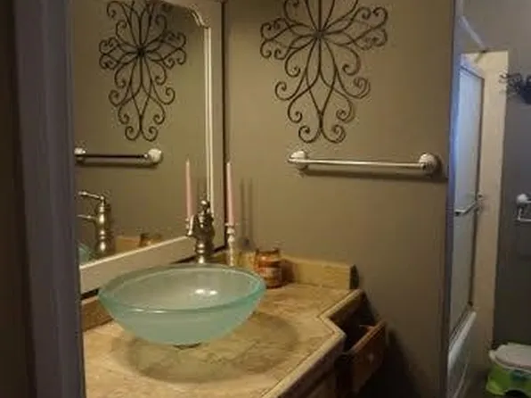 500 Kingsbrook St, Lumberton, TX 77657