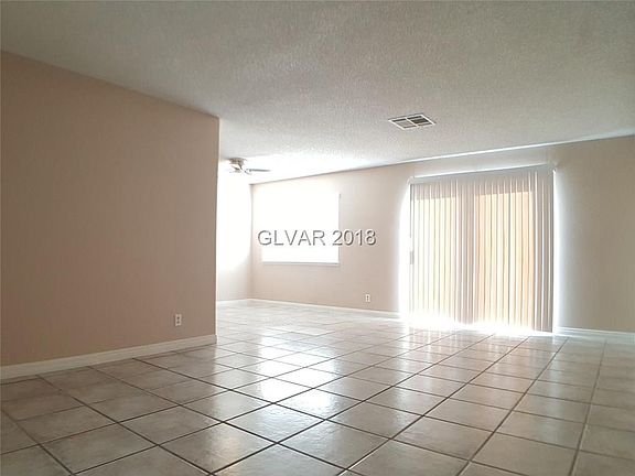 2nd image of 4617 Mahogany Dr