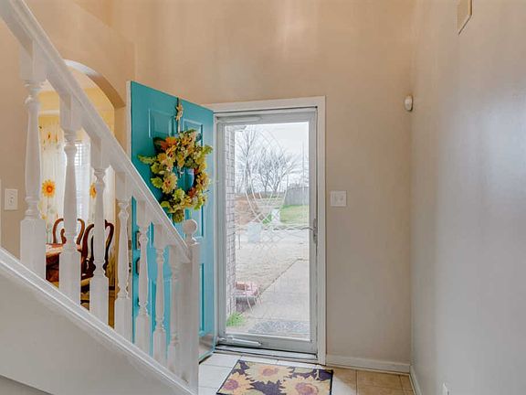 3rd image of 265 Dogwood Springs Dr