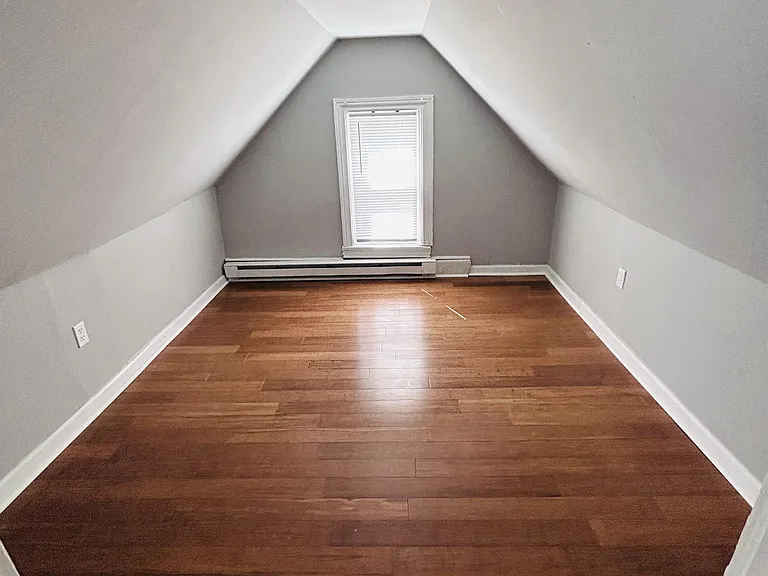 1221 Lindley Ave #3 — Photo 7