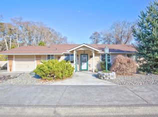 1367 NW Prospect Ave, Grants Pass, OR 97526