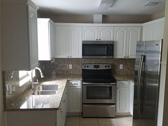 4th image of 3221 Delray Dr