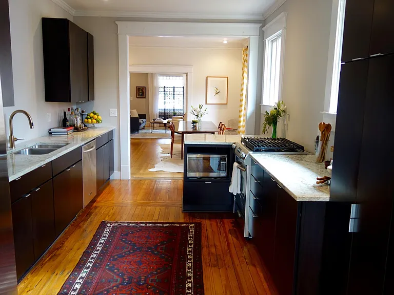 640 Linwood Ave NE — Photo 18