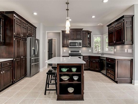 5th image of 5216 W 163rd St