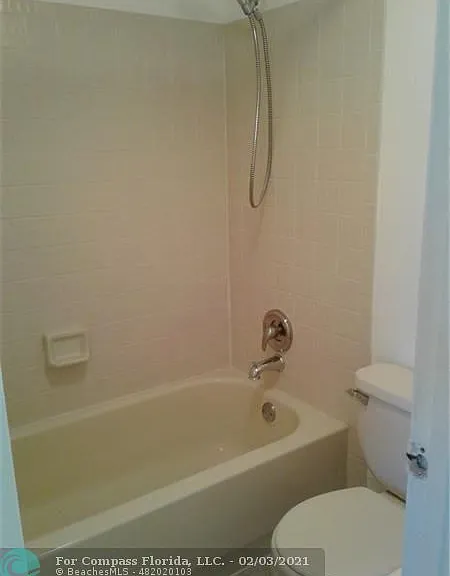 911 Twin Lakes Dr #3-N — Photo 49