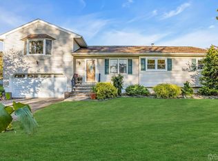 147 Brewster Ave, Piscataway, NJ