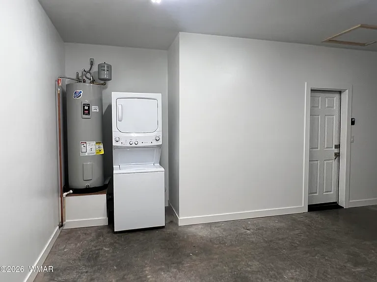 2197 W Lyon Crest Rd — Photo 10