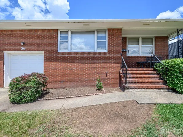 2 Carlton St, Carteret, NJ 07008
